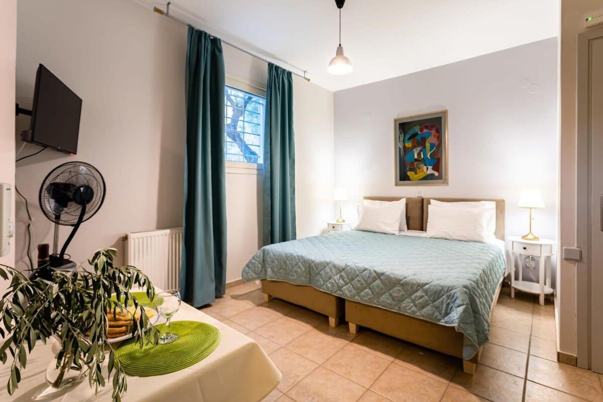 Kitries Summer Getaway - Eden Seaside Suite Kitriai Exterior photo